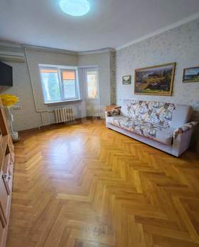 2-к квартира, вторичка, 65м2, 1/10 этаж