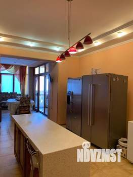 4-к квартира, вторичка, 145м2, 3/4 этаж