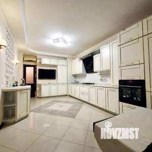 3-к квартира, вторичка, 102м2, 2/5 этаж