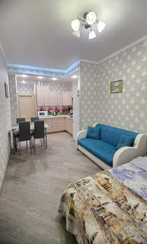 2-к квартира, вторичка, 72м2, 1/7 этаж