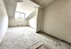 3-к квартира, вторичка, 108м2, 8/8 этаж