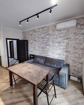 2-к квартира, вторичка, 83м2, 3/8 этаж