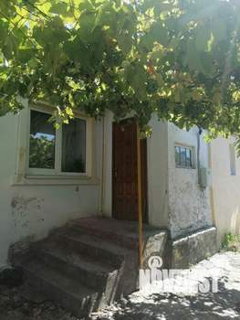 2-к квартира, вторичка, 34м2, 1/1 этаж