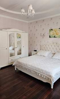 5-к квартира, вторичка, 190м2, 4/5 этаж