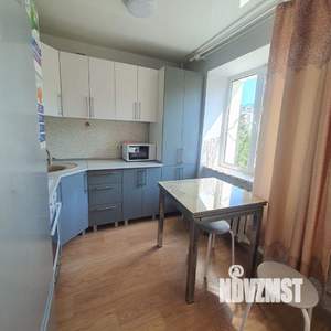 2-к квартира, вторичка, 42м2, 4/5 этаж