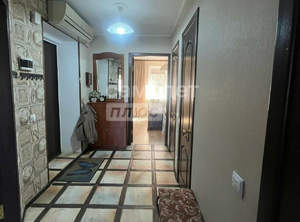 2-к квартира, вторичка, 53м2, 1/5 этаж
