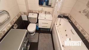 2-к квартира, вторичка, 64м2, 1/6 этаж
