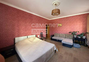 2-к квартира, вторичка, 71м2, 1/4 этаж