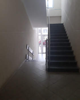 2-к квартира, вторичка, 71м2, 1/7 этаж