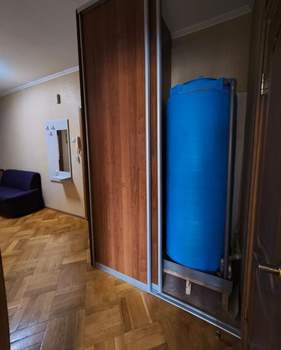 2-к квартира, вторичка, 74м2, 1/9 этаж