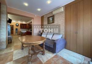 3-к квартира, вторичка, 145м2, 2/6 этаж