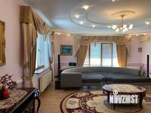 4-к квартира, вторичка, 145м2, 3/4 этаж