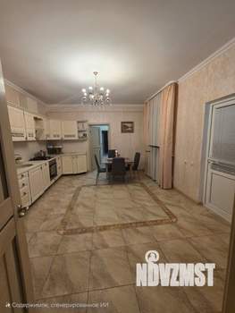 4-к квартира, вторичка, 170м2, 2/3 этаж