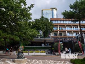 3-к квартира, вторичка, 194м2, 3/20 этаж