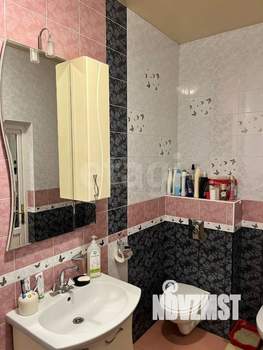 2-к квартира, вторичка, 71м2, 1/4 этаж