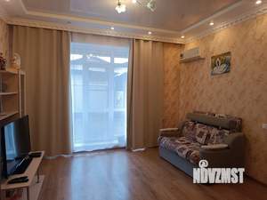 Студия квартира, вторичка, 44м2, 1/4 этаж