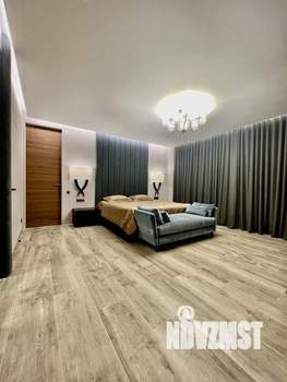 Студия квартира, вторичка, 143м2, 1/11 этаж