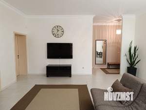 3-к квартира, вторичка, 106м2, 3/6 этаж
