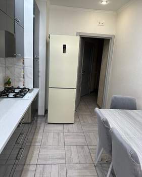 2-к квартира, вторичка, 55м2, 1/4 этаж