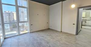 2-к квартира, вторичка, 74м2, 1/6 этаж