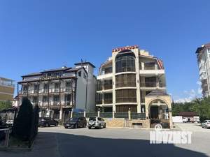 2-к квартира, вторичка, 54м2, 1/6 этаж