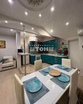 3-к квартира, вторичка, 140м2, 8/8 этаж