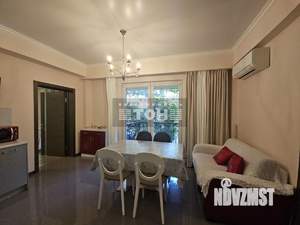 2-к квартира, вторичка, 78м2, 1/6 этаж