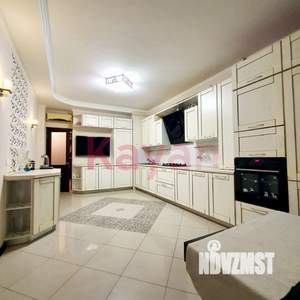 3-к квартира, вторичка, 106м2, 2/8 этаж