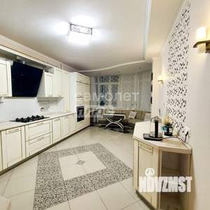 3-к квартира, вторичка, 106м2, 2/5 этаж