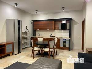 3-к квартира, вторичка, 110м2, 2/10 этаж