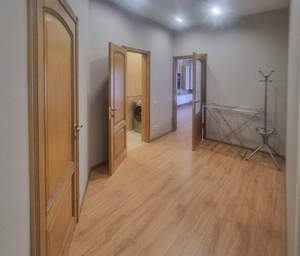 1-к квартира, вторичка, 70м2, 1/4 этаж