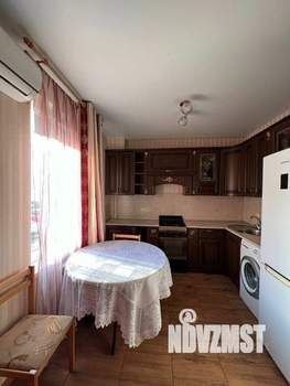 2-к квартира, вторичка, 55м2, 1/4 этаж