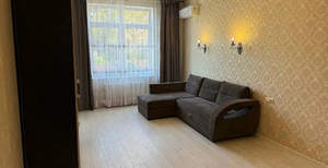 2-к квартира, вторичка, 63м2, 1/7 этаж