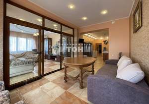 3-к квартира, вторичка, 145м2, 2/6 этаж