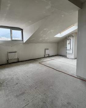 2-к квартира, вторичка, 94м2, 8/8 этаж