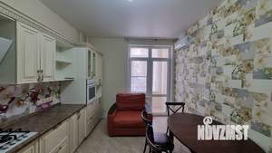 2-к квартира, вторичка, 63м2, 1/7 этаж