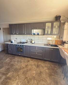 3-к квартира, вторичка, 95м2, 3/3 этаж