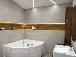 4-к квартира, вторичка, 142м2, 3/4 этаж