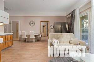 2-к квартира, вторичка, 83м2, 1/6 этаж