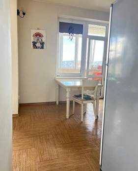 2-к квартира, вторичка, 70м2, 3/4 этаж