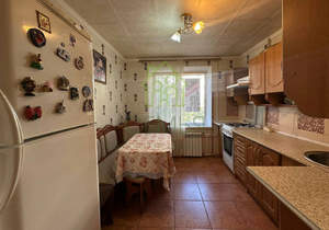 3-к квартира, вторичка, 61м2, 1/4 этаж