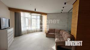 2-к квартира, вторичка, 77м2, 1/8 этаж