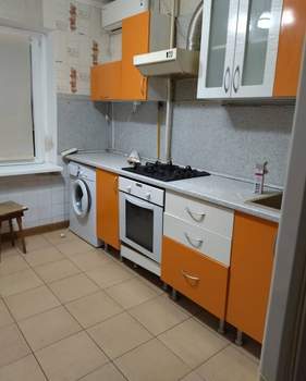 2-к квартира, вторичка, 52м2, 1/9 этаж