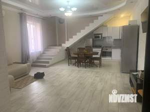 5-к квартира, вторичка, 238м2, 1/3 этаж