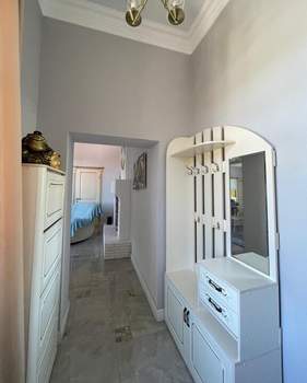 4-к квартира, вторичка, 136м2, 3/4 этаж