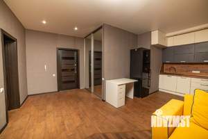 1-к квартира, вторичка, 57м2, 5/8 этаж