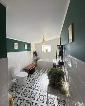 3-к квартира, вторичка, 95м2, 3/3 этаж