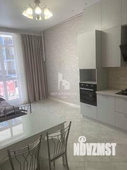 2-к квартира, вторичка, 77м2, 1/8 этаж