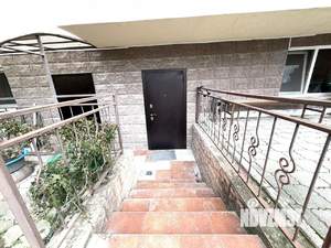 Студия квартира, вторичка, 50м2, 1/4 этаж