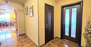 4-к квартира, вторичка, 113м2, 2/10 этаж